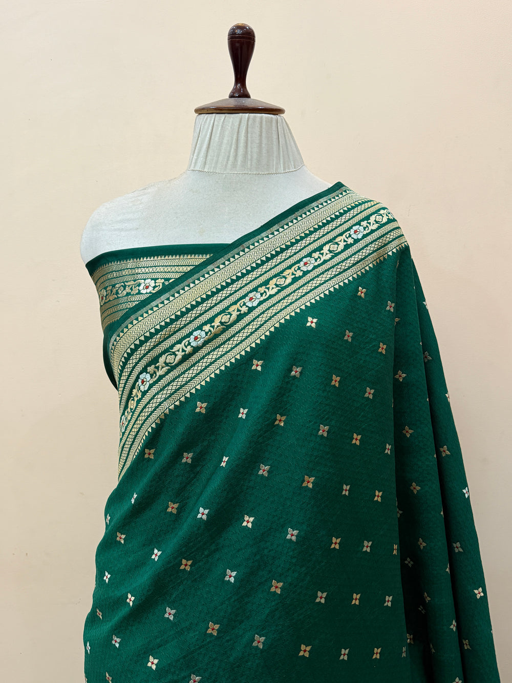 Bottle Green Pure Chiniya Silk Handloom Banarasi Saree