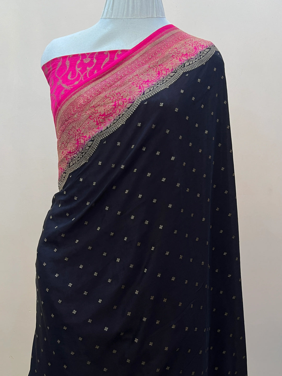 Black Pure Crepe Silk Handloom Banarasi Saree