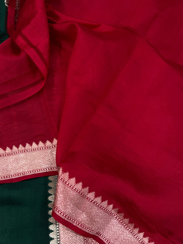 Bottle Green Pure Banarasi Handloom Silk Saree - Aura Benaras