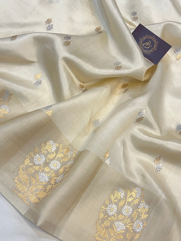 Cream Pure Banarasi Handloom Silk Saree - Aura Benaras