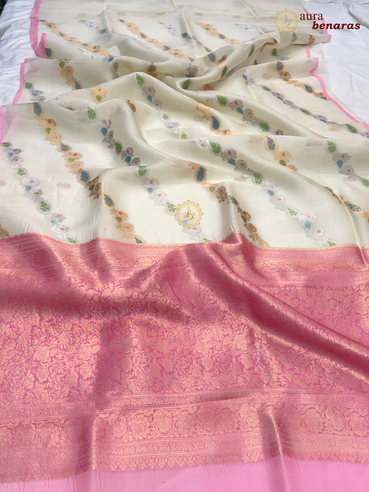 Off White Rangkaat Banarasi Handloom Kora Silk Saree 