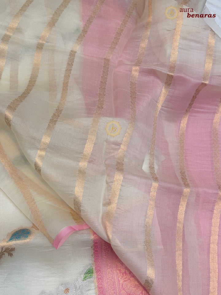 Off White Rangkaat Banarasi Handloom Kora Silk Saree 