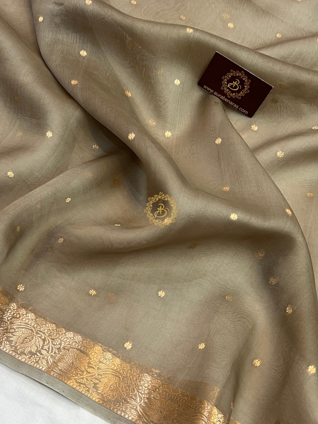 Grey Kora Silk Handloom Banarasi Saree Kadhwa Butis 