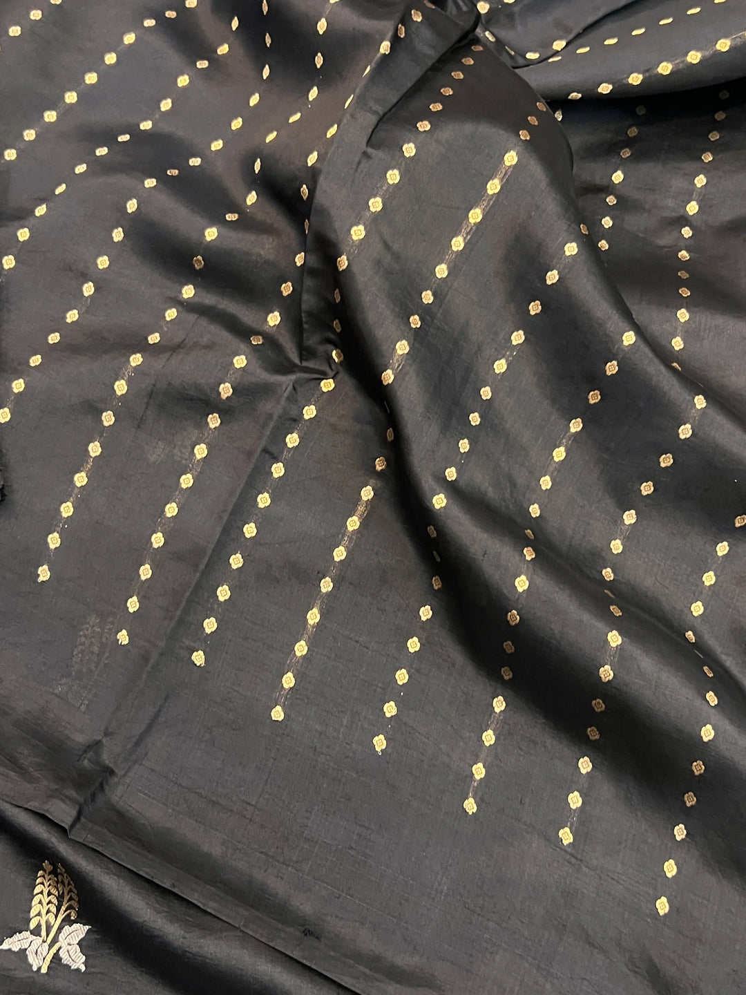 Black Pure Silk Handloom Banarasi Saree