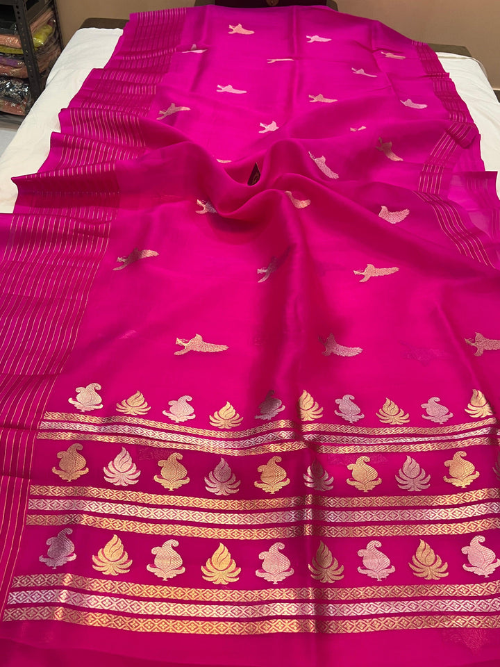 Rani Pink Pure Banarasi Handloom Silk Saree - Aura Benaras