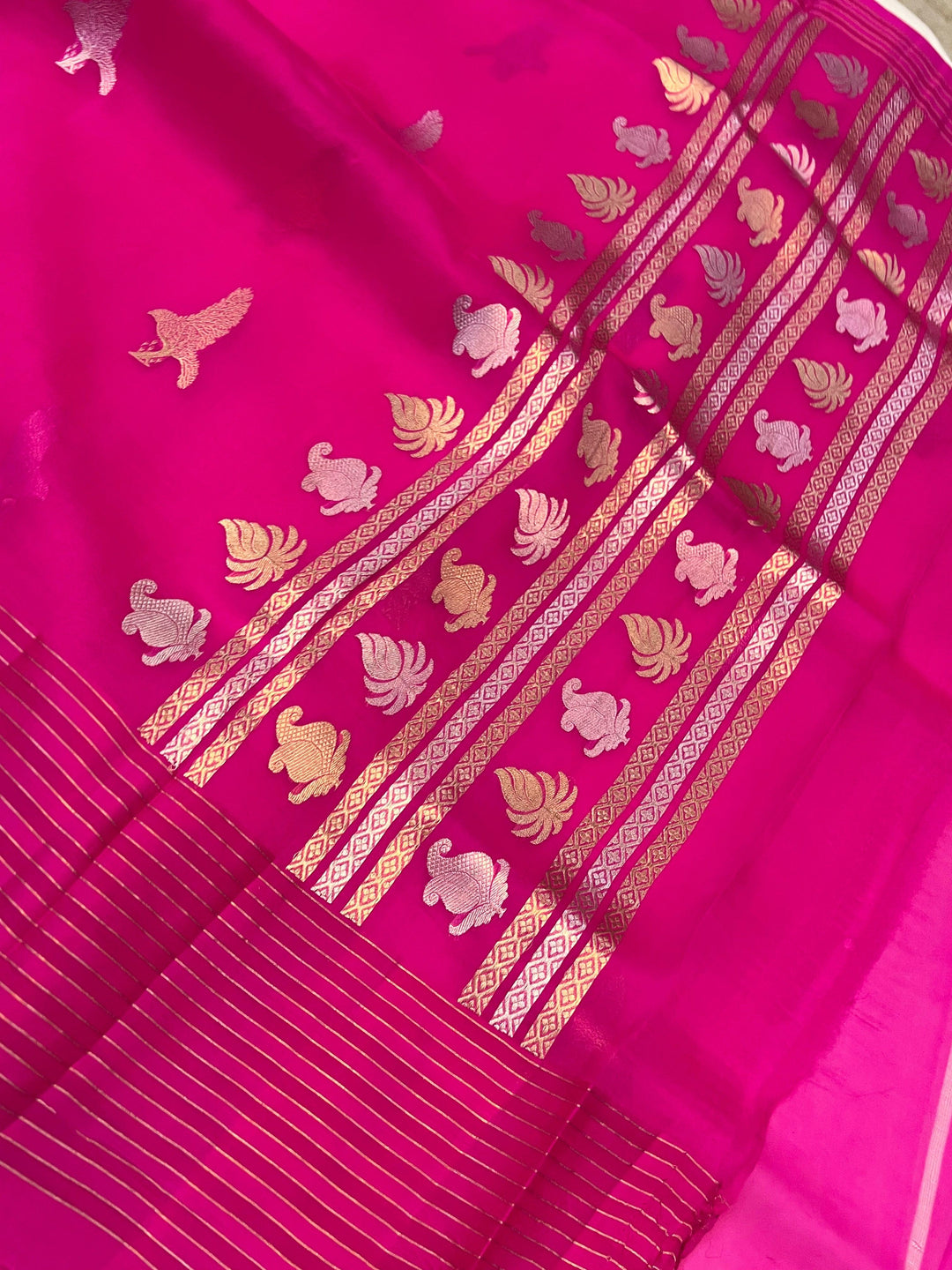 Rani Pink Pure Banarasi Handloom Silk Saree - Aura Benaras