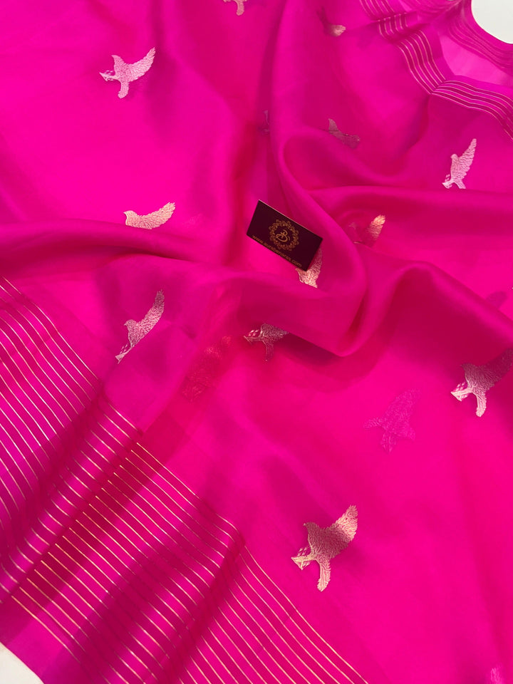 Rani Pink Pure Banarasi Handloom Silk Saree - Aura Benaras