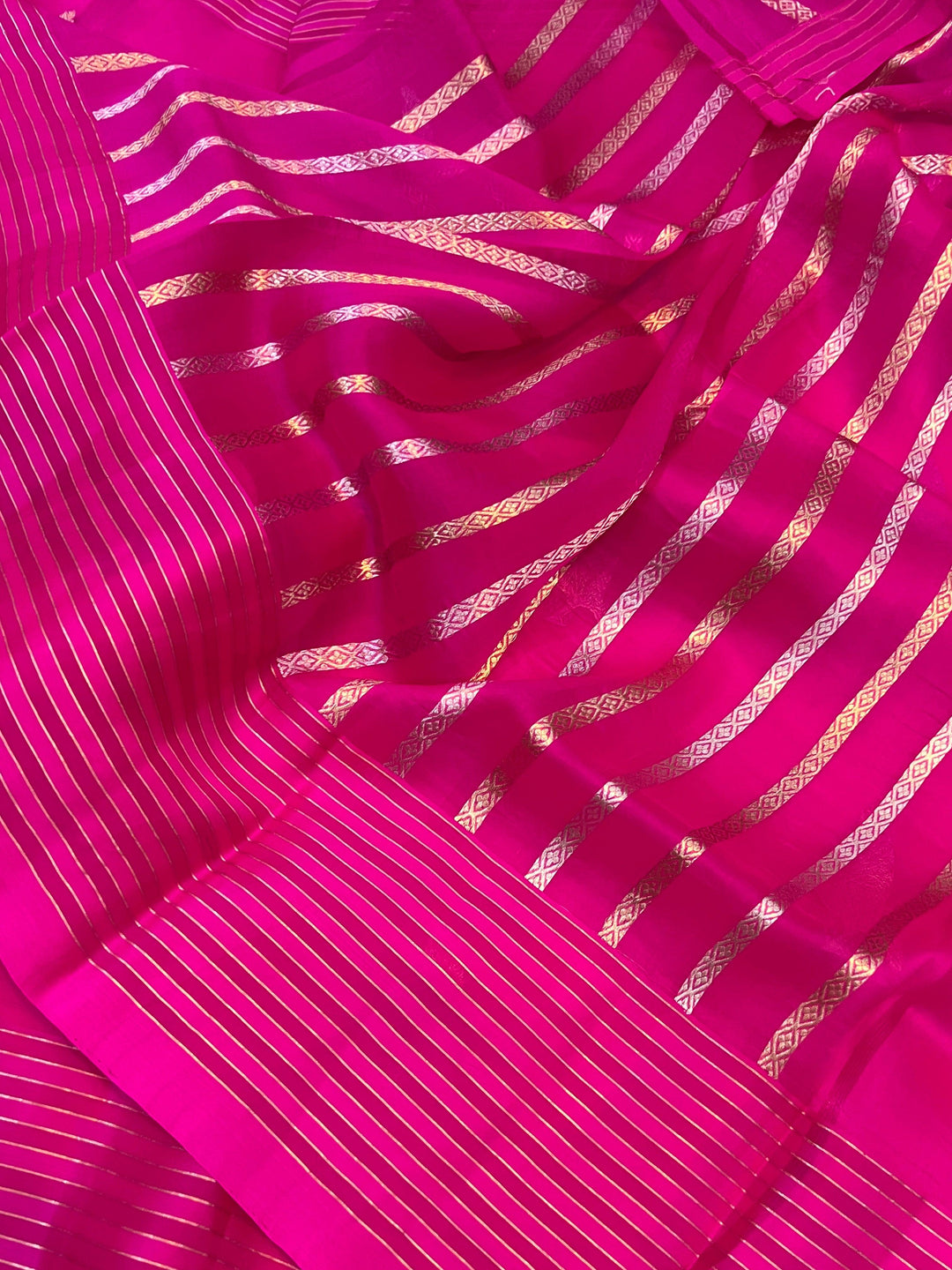 Rani Pink Pure Banarasi Handloom Silk Saree - Aura Benaras