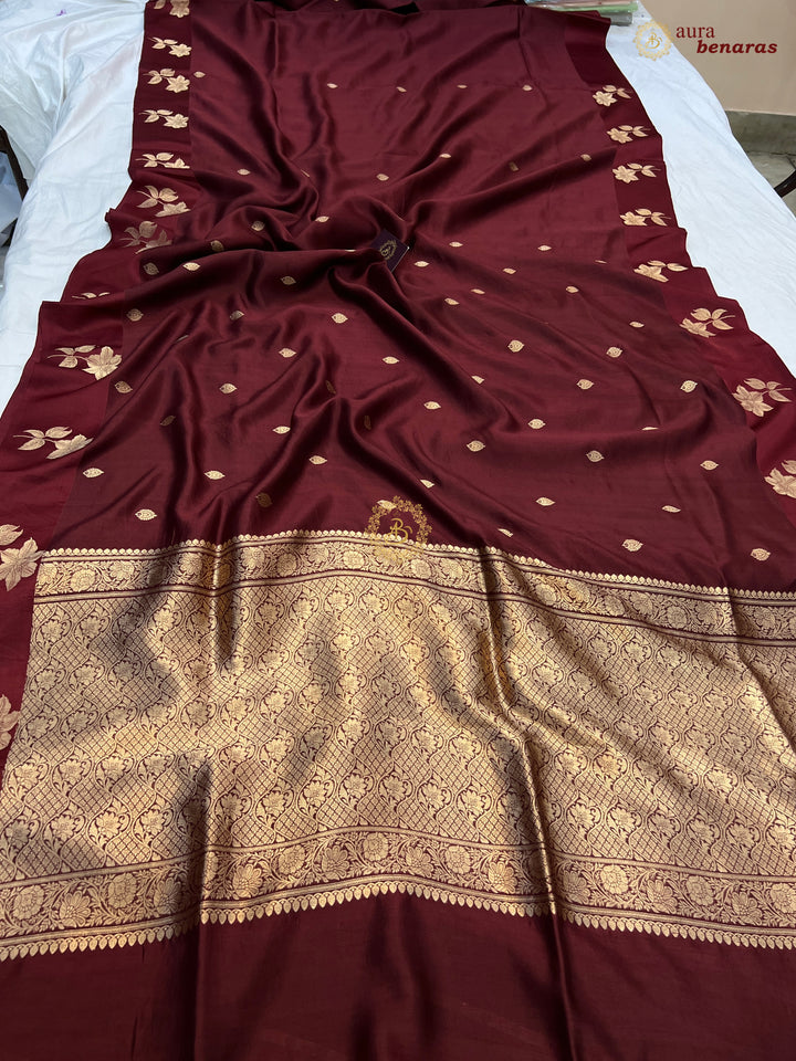Maroon Pure Silk Banarasi Saree – Kadhwa Motifs & Mashru Border