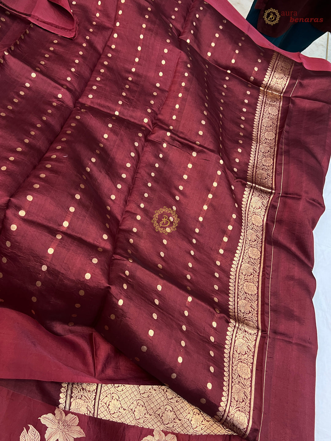 Maroon Pure Silk Banarasi Saree – Kadhwa Motifs & Mashru Border