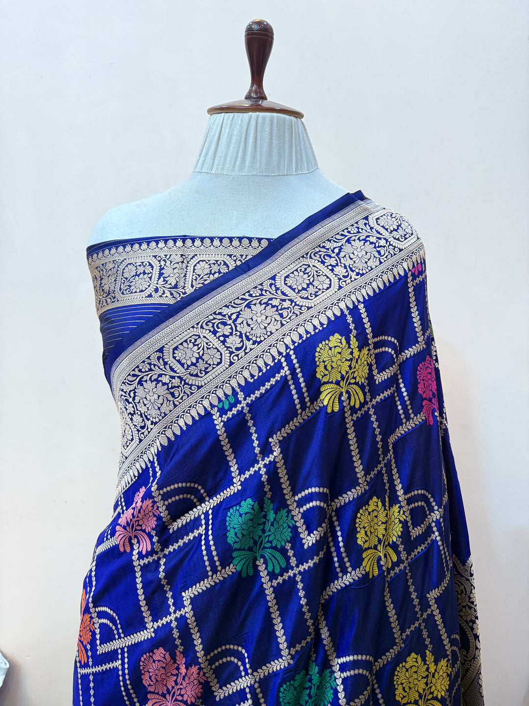 Royal Blue Pure Katan silk Handloom Banarasi Saree
