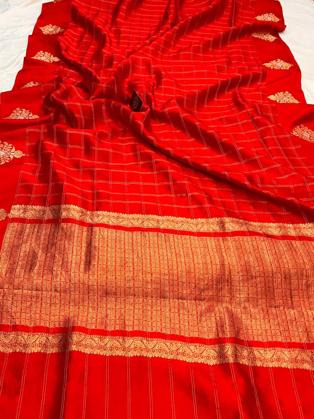 Red Pure Banarasi Handloom Silk Saree