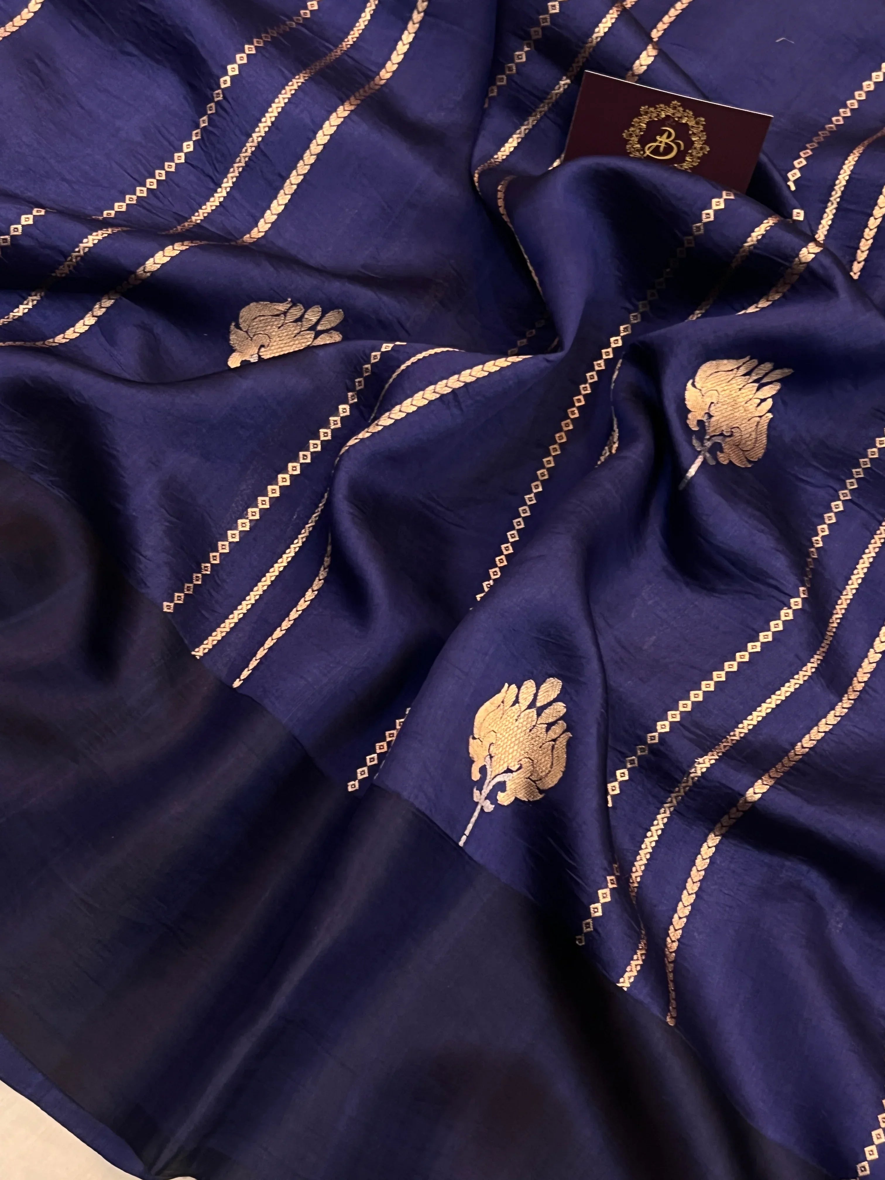 Navy Blue Pure Banarasi Handloom Silk Sari - AuraBenaras