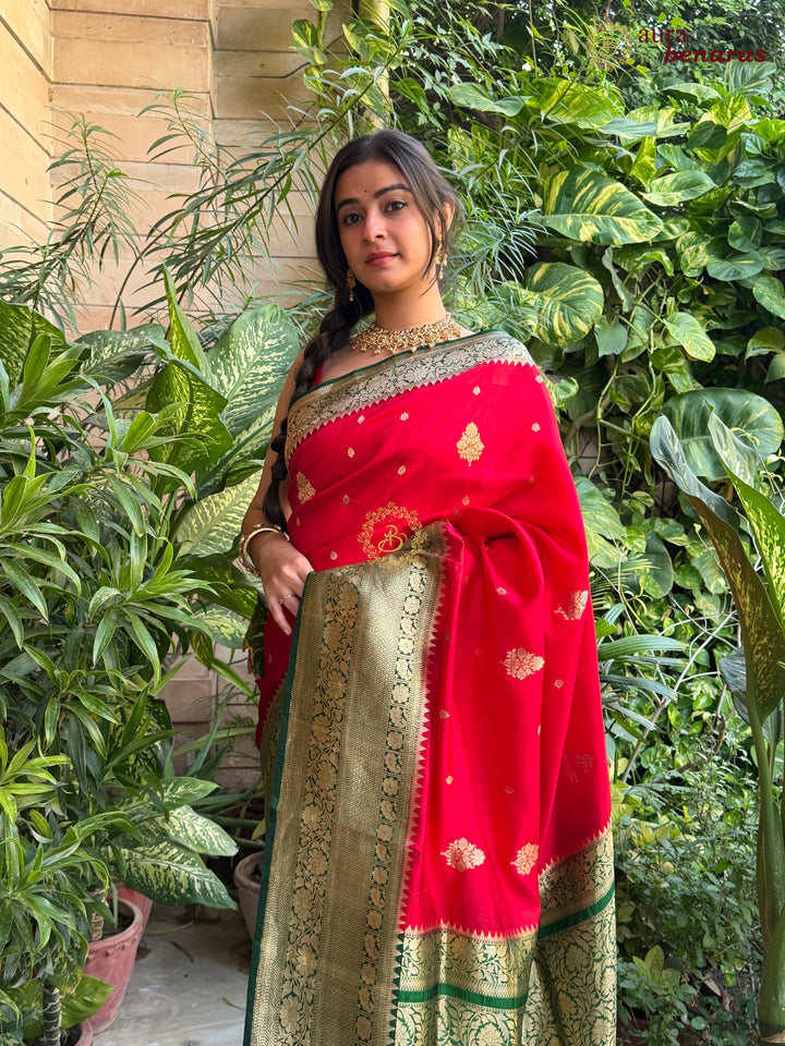 Red Pure Banarasi Handloom Silk Saree - Aura Benaras