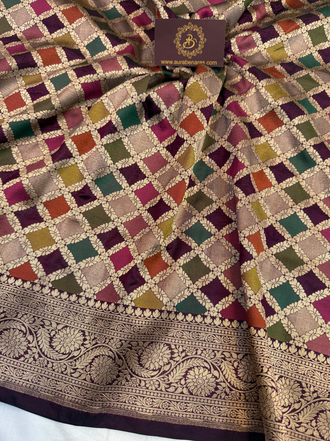 Wine Rangkaat Pure Katan Silk Banarasi Handloom Saree