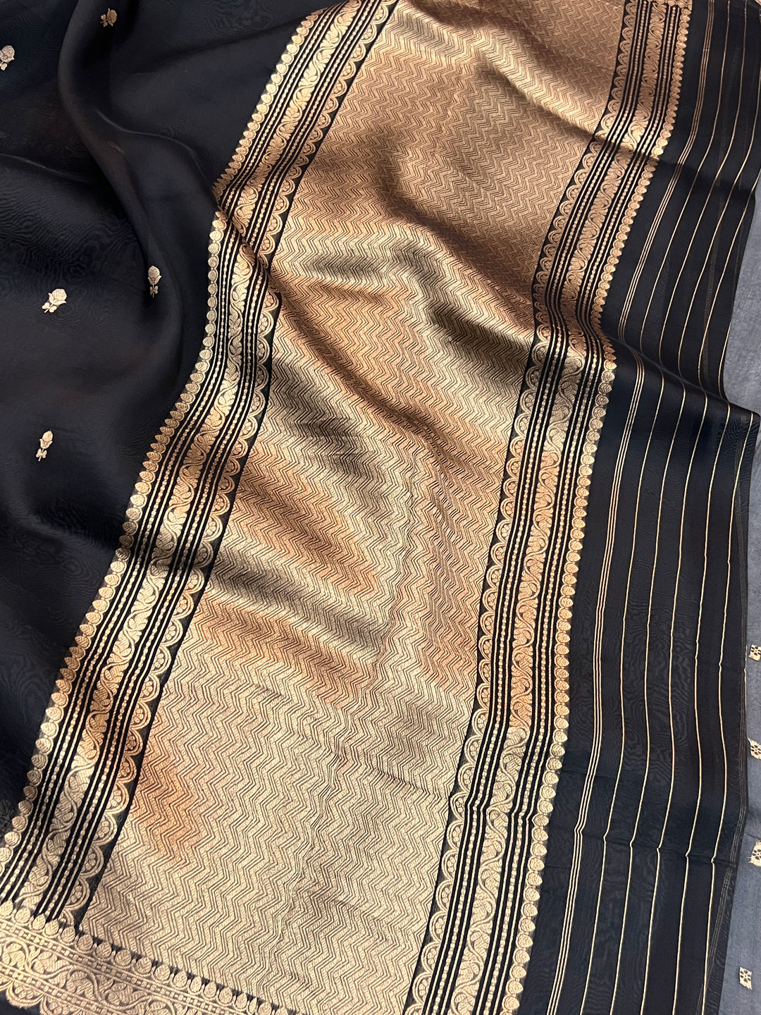 Black Pure Kora Silk Handloom Banarasi Saree with Kadwa Buti & Border