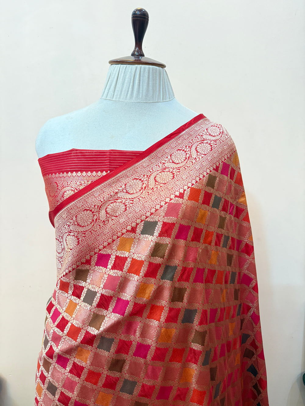 Red Rangkaat Pure Katan Silk Banarasi Handloom Saree