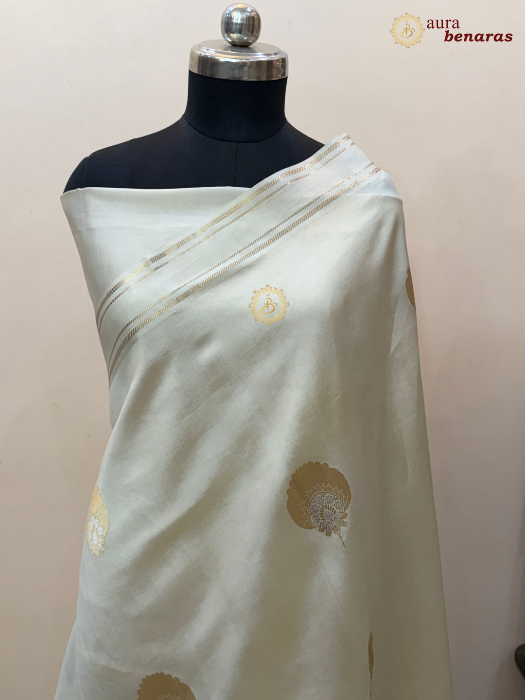 Cream Pure Banarasi Handloom Silk Saree - Aura Benaras
