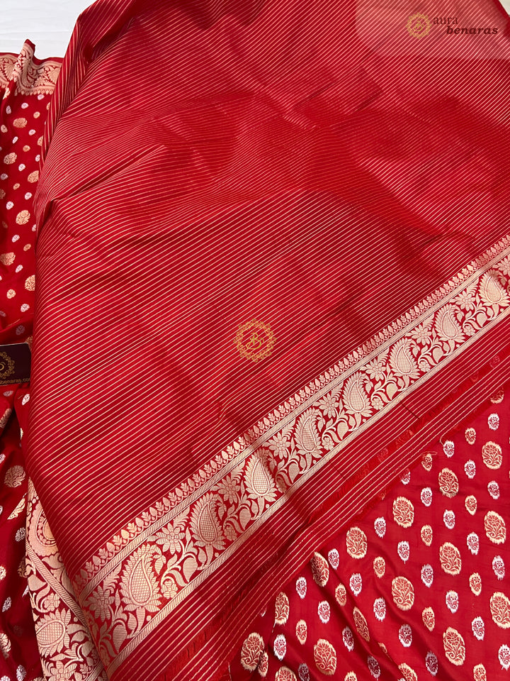 Red Pure Banarasi Handloom Katan Silk Saree - Aura Benaras