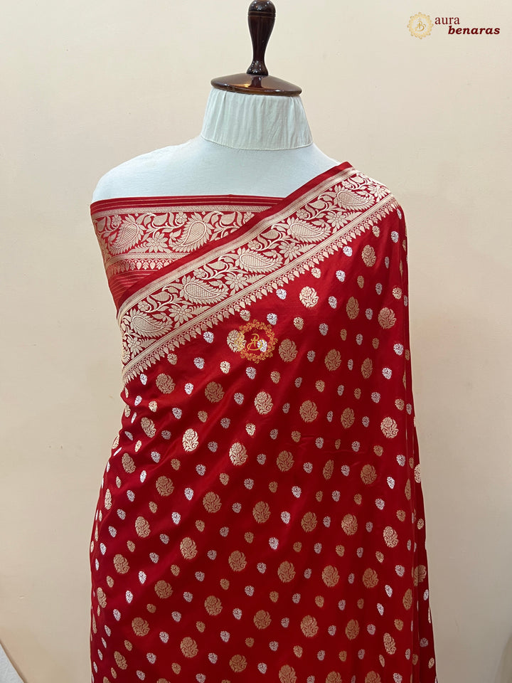Red Pure Banarasi Handloom Katan Silk Saree - Aura Benaras