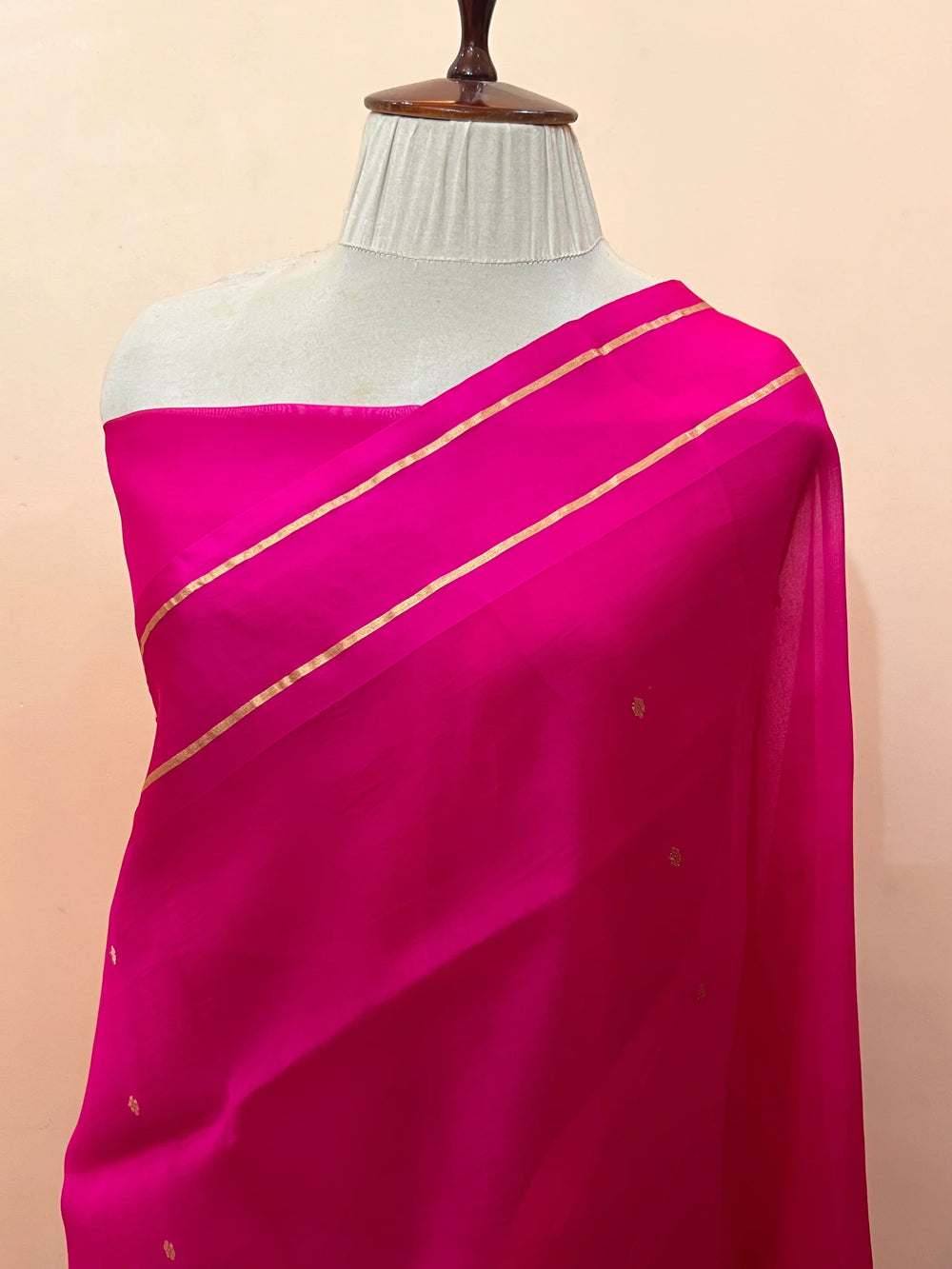 Rani Pink Pure Banarasi Handloom Kora Silk Saree
