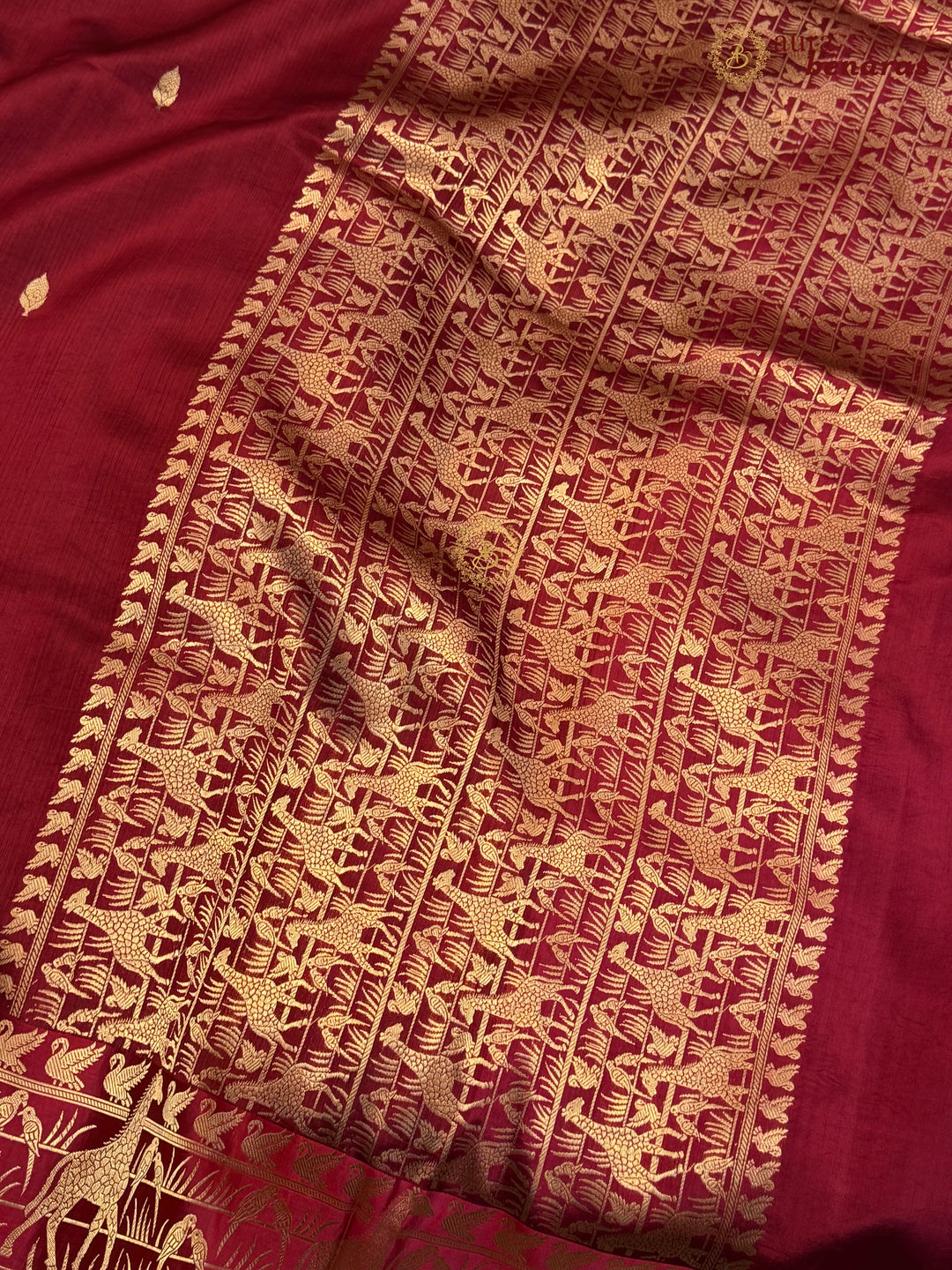 Maroon Pure Katan Silk Banarasi Saree Kadhwa Giraffe and Bird Motifs