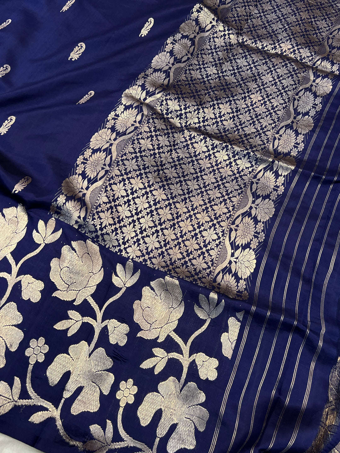 Navy Blue Pure Silk Handloom Banarasi Saree