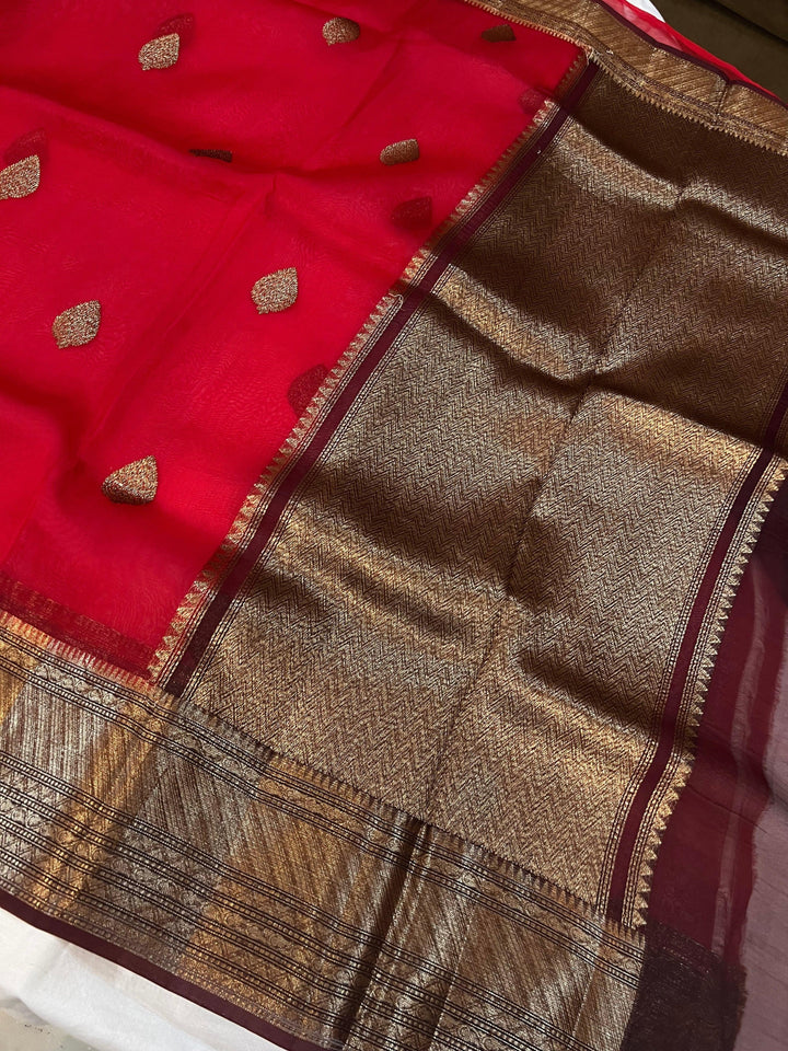 Red Banarasi Handloom Kora Silk Saree - Aura Benaras