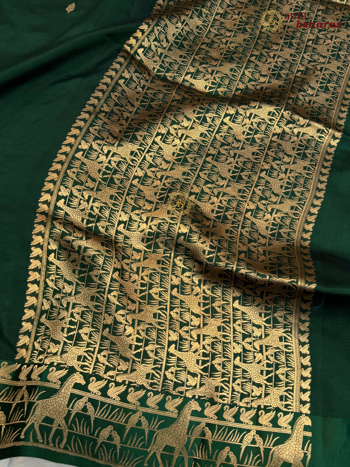 Bottle Green Pure Katan Silk Banarasi Saree Kadhwa Giraffe and Bird Motifs