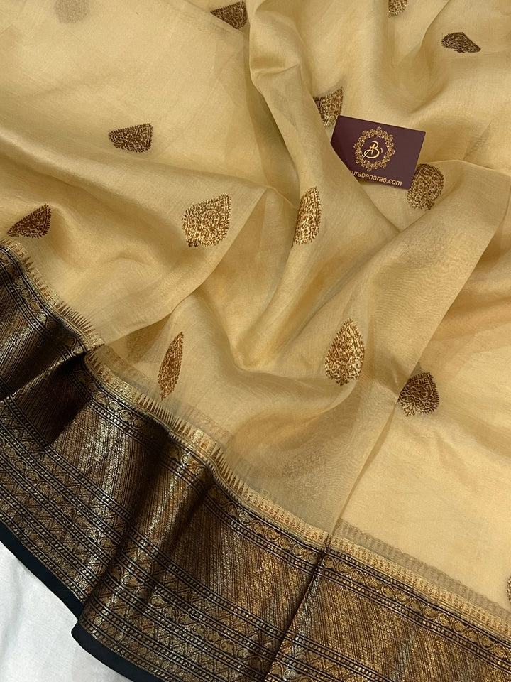 Beige Banarasi Handloom Kora Silk Saree - Aura Benaras