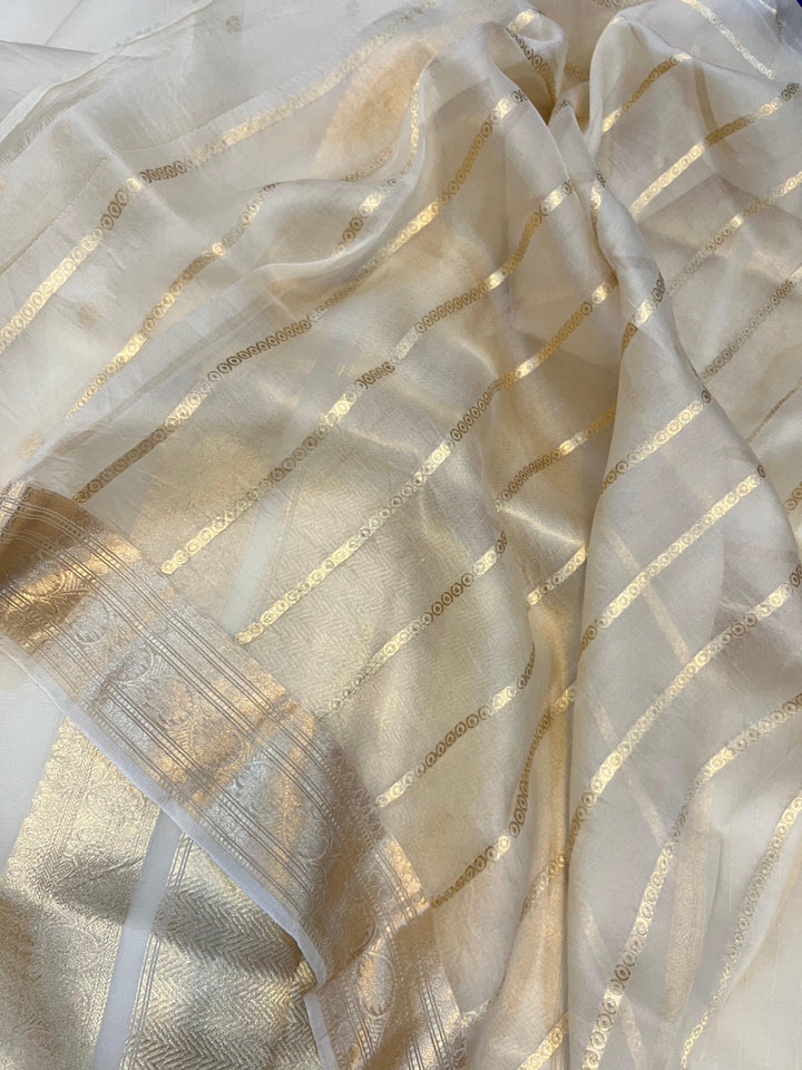 Cream Banarasi Handloom Kora Silk Saree - Aura Benaras
