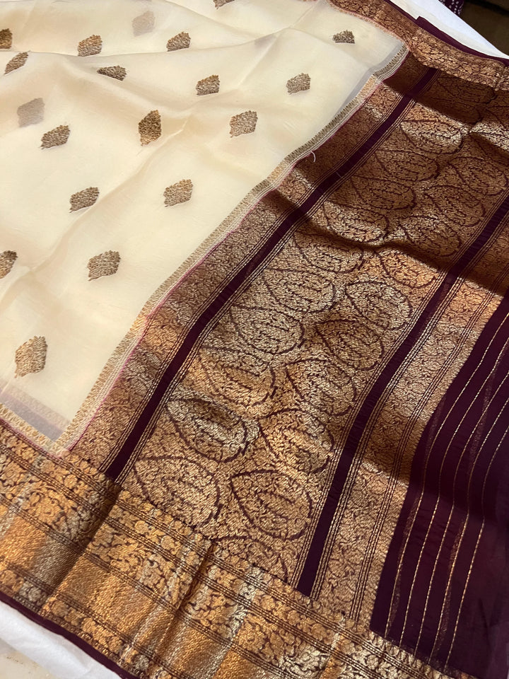 Cream Banarasi Handloom Kora Silk Saree - Aura Benaras