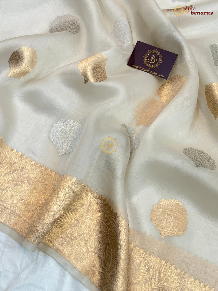 Off White Pure Kora Silk Banarasi Saree AuraBenaras