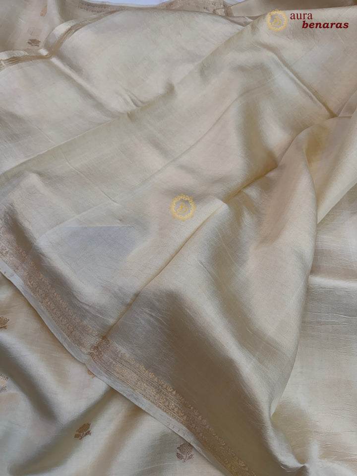 Cream  Banarasi Silk Saree with Kadhwa Floral Zari Buta