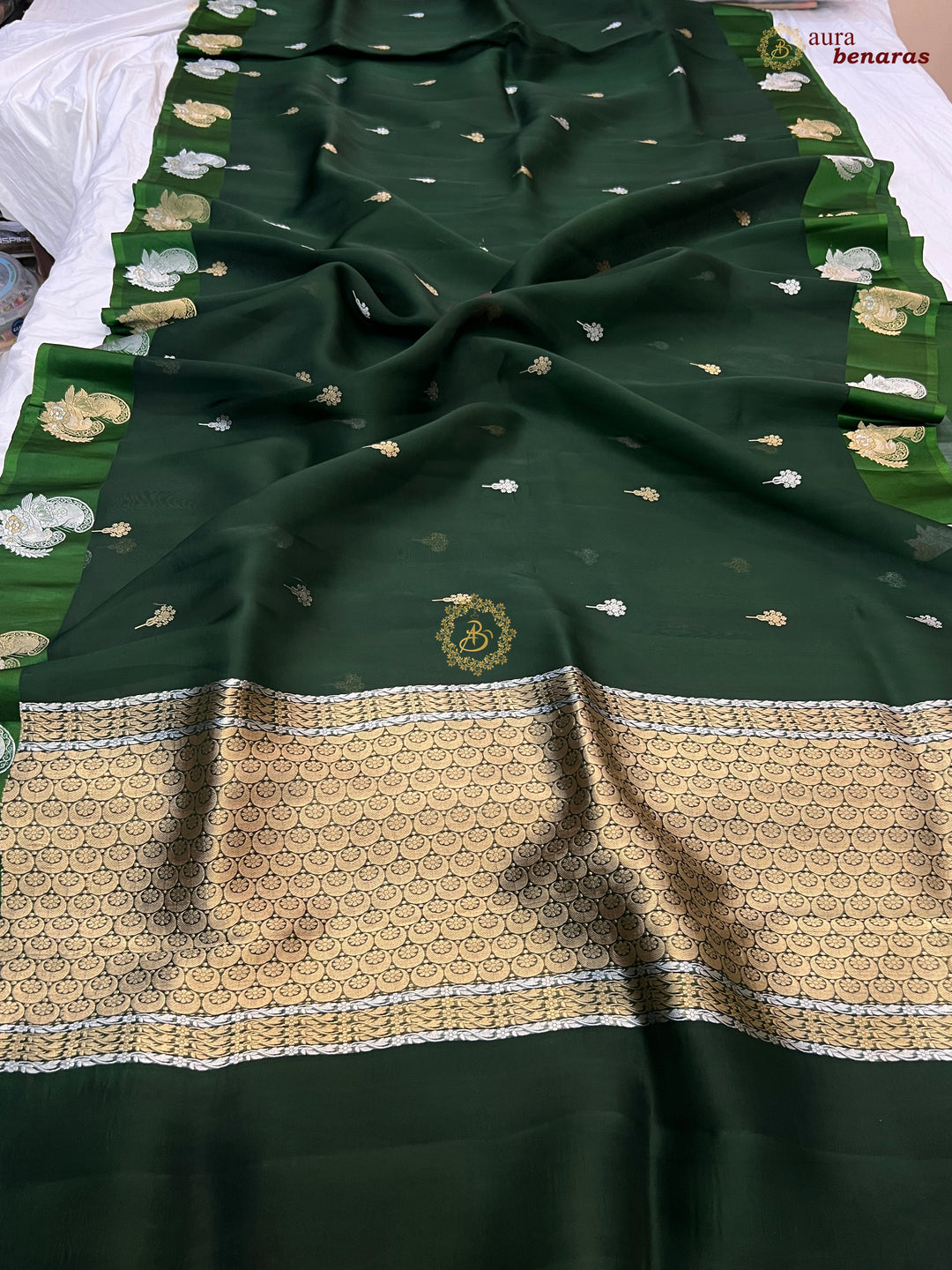 Forest Green Pure Banarasi Kora Silk Saree with Kadhwa Butis 