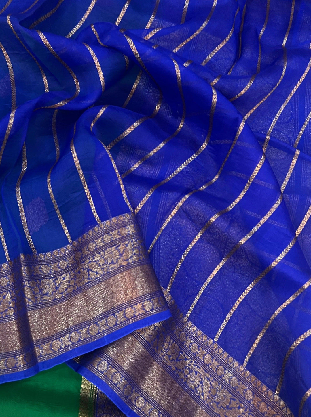 Emerald Green Banarasi Handloom Kora Silk Saree - Aura Benaras