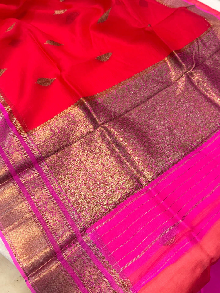 Red Banarasi Handloom Kora Silk Saree - Aura Benaras