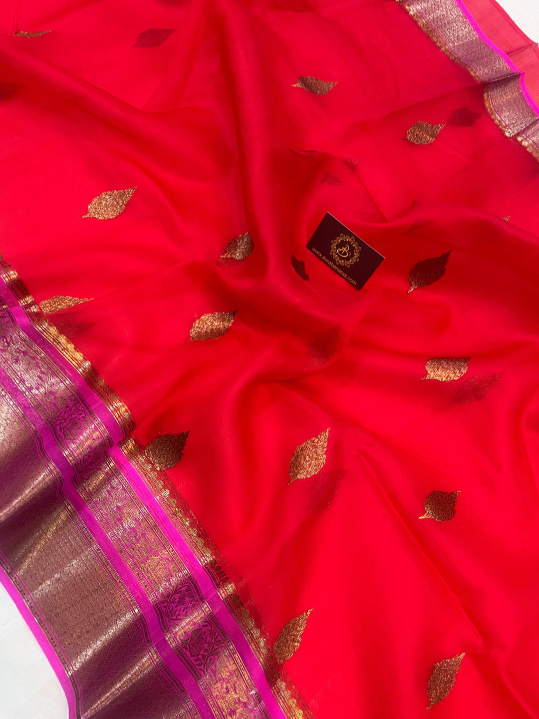 Red Banarasi Handloom Kora Silk Saree - Aura Benaras