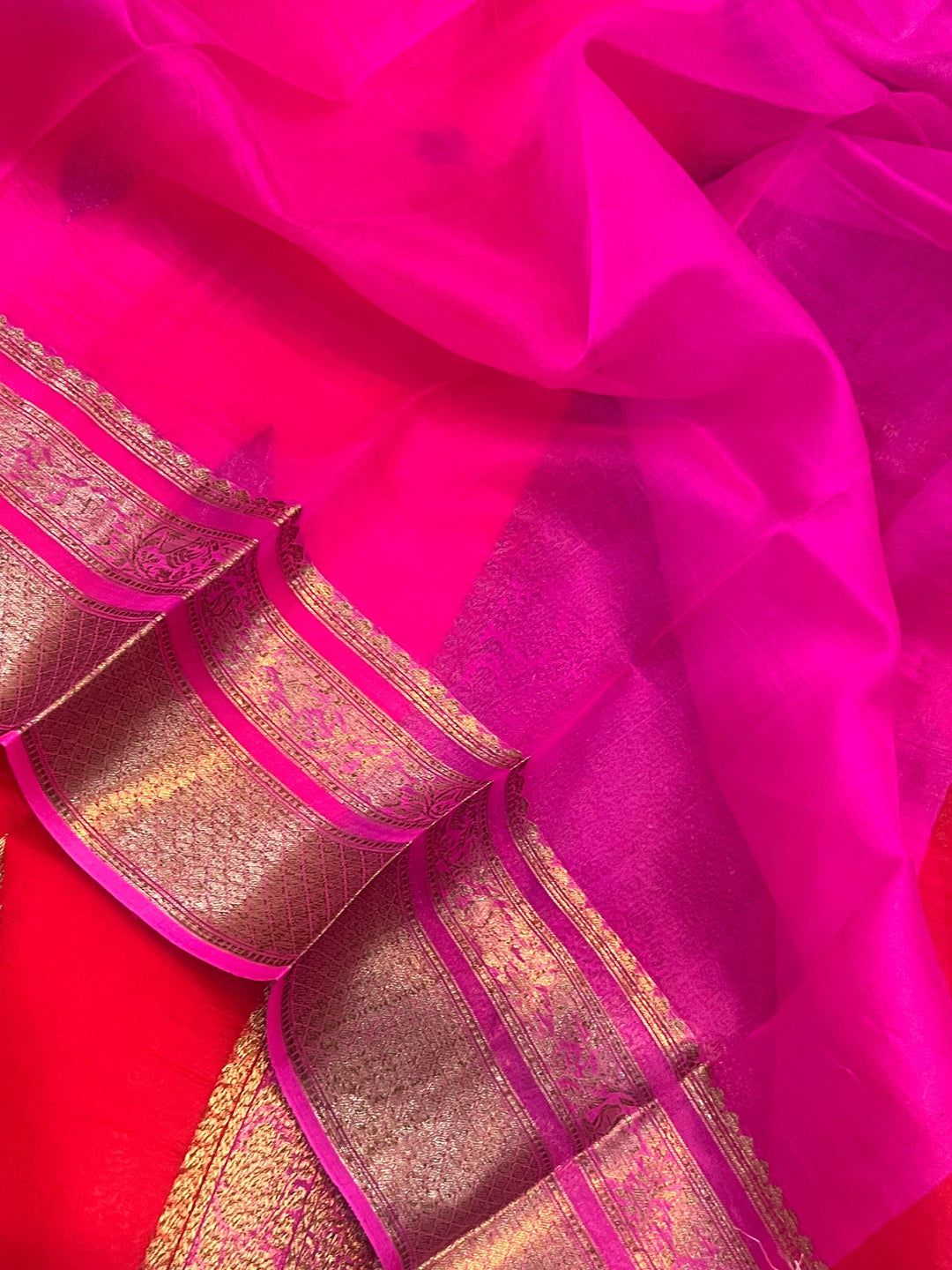 Red Banarasi Handloom Kora Silk Saree - Aura Benaras