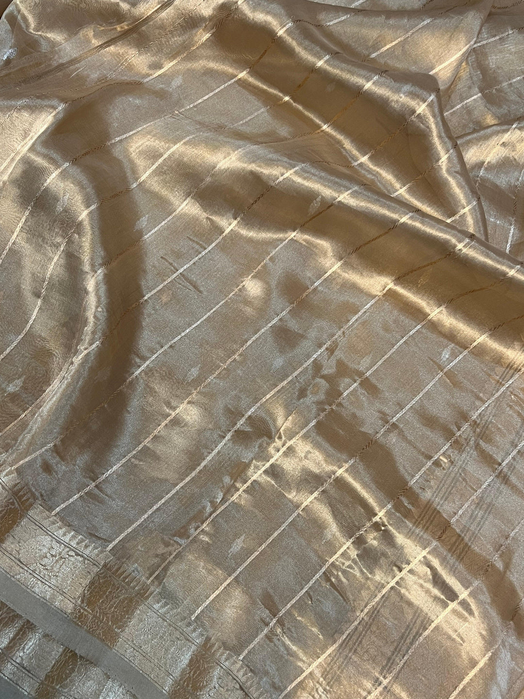 Golden Banarasi Handloom Organza Tissue Silk Saree - Aura Benaras