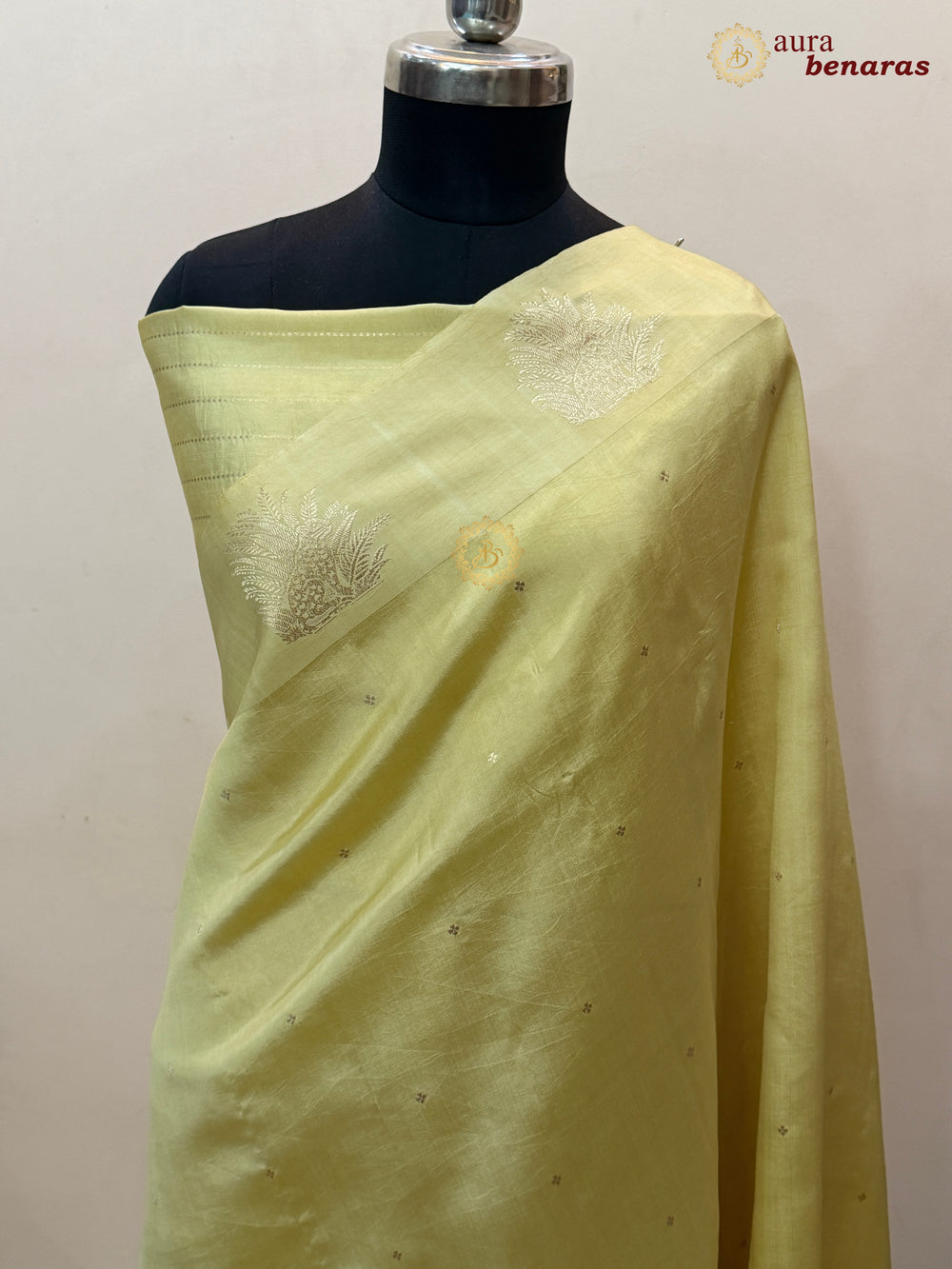 Cream Pure Katan Silk Banarasi Saree Kadhwa Leopard Motifs