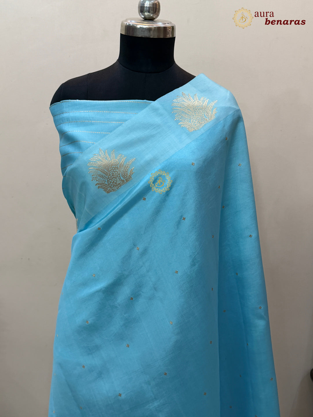 Sky Blue Pure Katan Silk Banarasi Saree Kadhwa Leopard Motifs