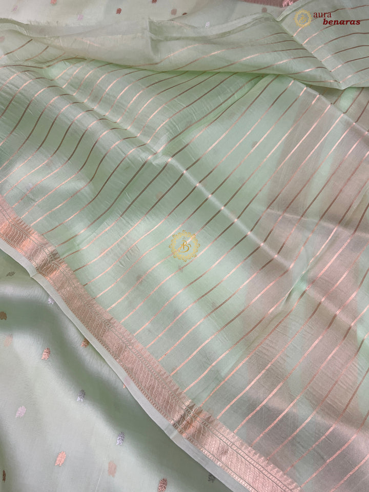 Pistal Green Kora Silk Handloom Banarasi Saree Kadhwa Butis 