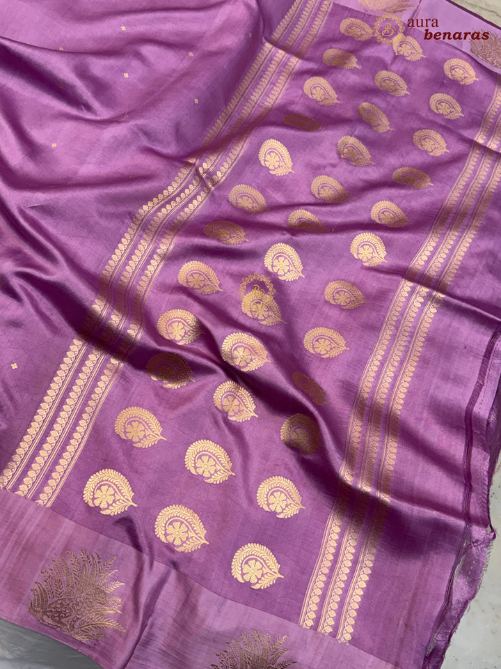 Lavender Pure Katan Silk Banarasi Saree Kadhwa Leopard Motifs