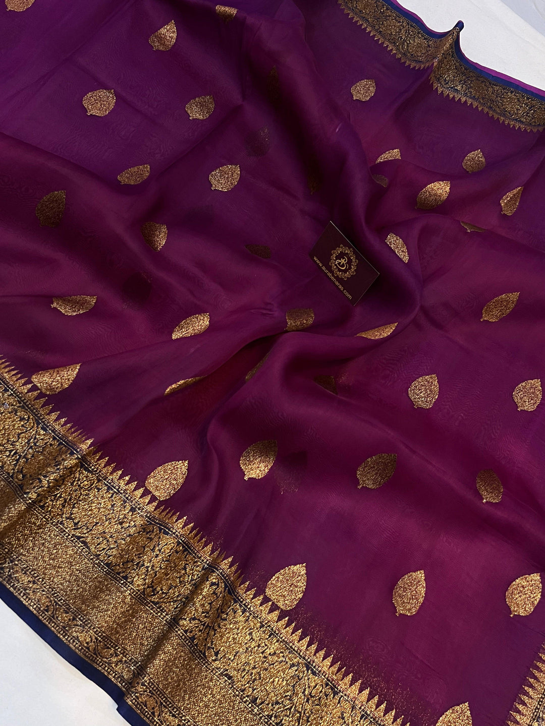 Wine Banarasi Handloom Kora Silk Saree - Aura Benaras