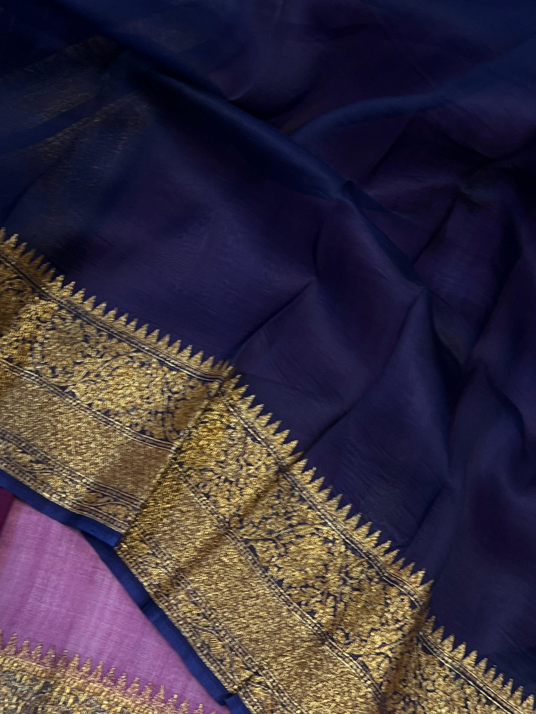 Wine Banarasi Handloom Kora Silk Saree - Aura Benaras