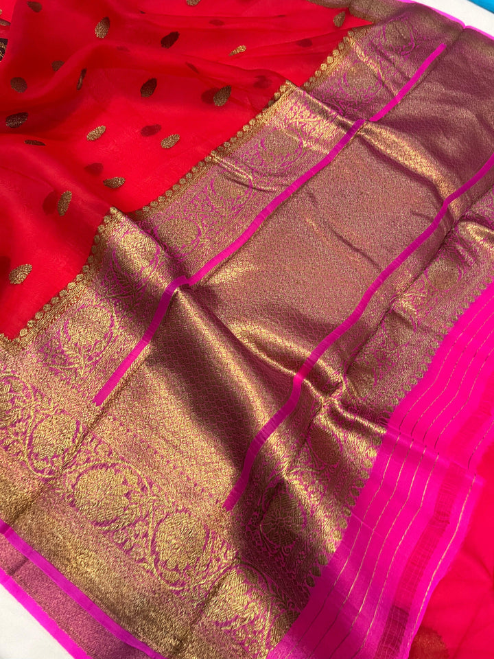 Red Banarasi Handloom Kora Silk Saree - Aura Benaras