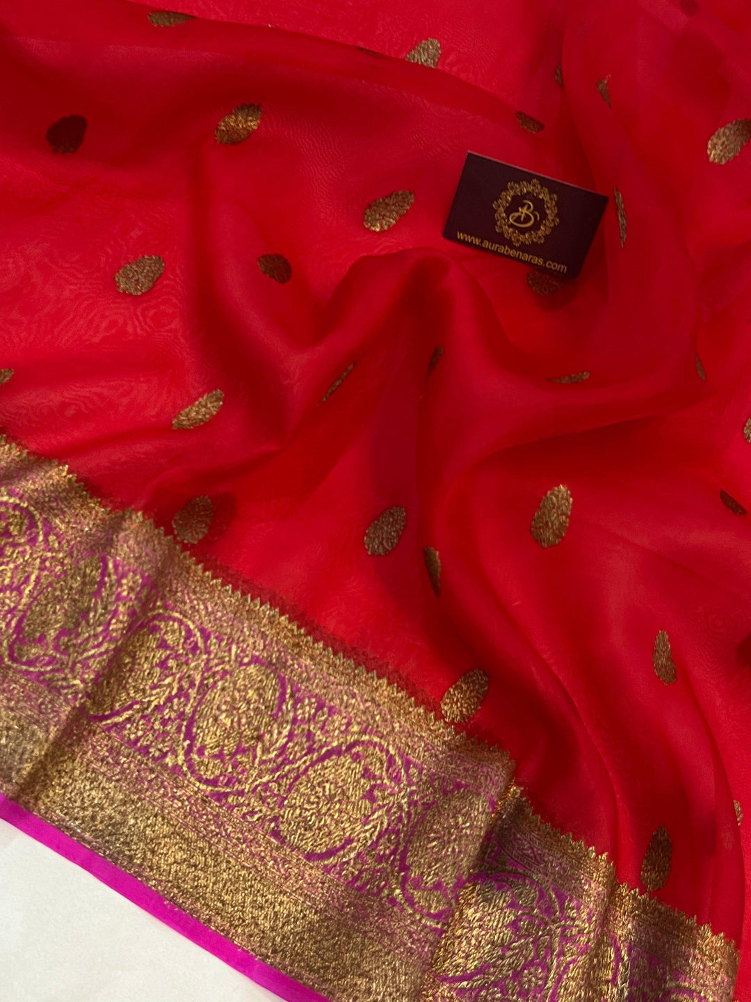 Red Banarasi Handloom Kora Silk Saree - Aura Benaras