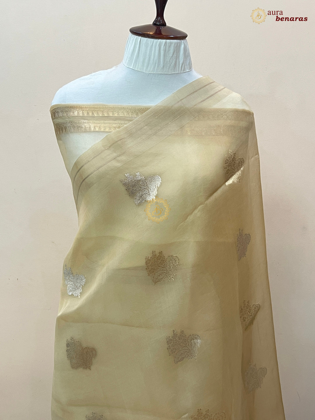 Pure Cream Kora Silk Banarasi Saree with Kadhwa Flower Butas
