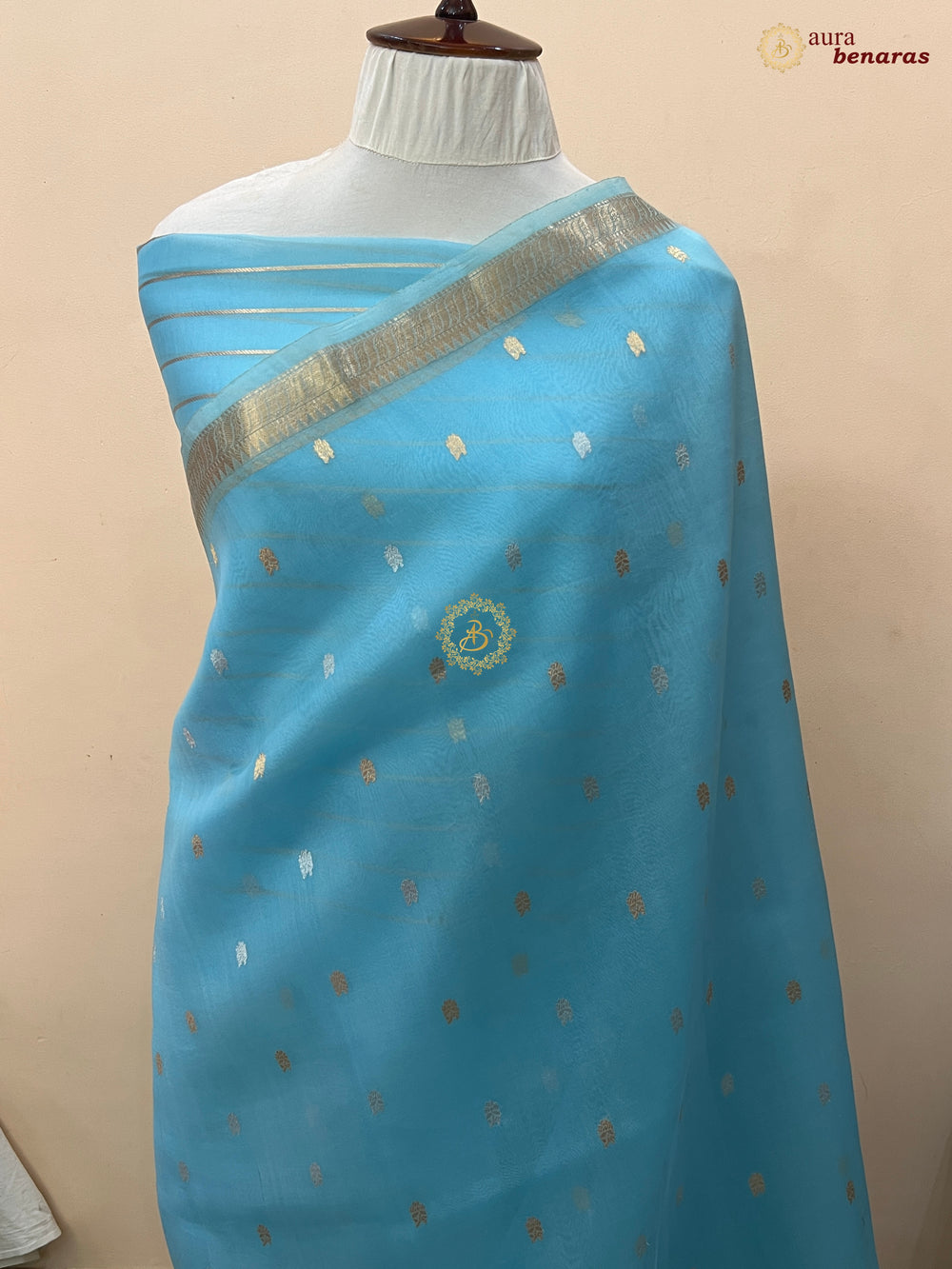 Pure Sky Blue Kora Silk Banarasi Saree with Kadhwa Flower Butas